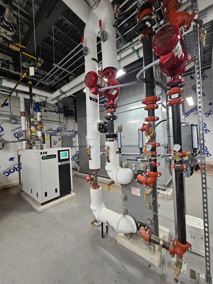 Boiler vs. Heat Pump for Commercial Buildings: Pros, Cons, and Costs